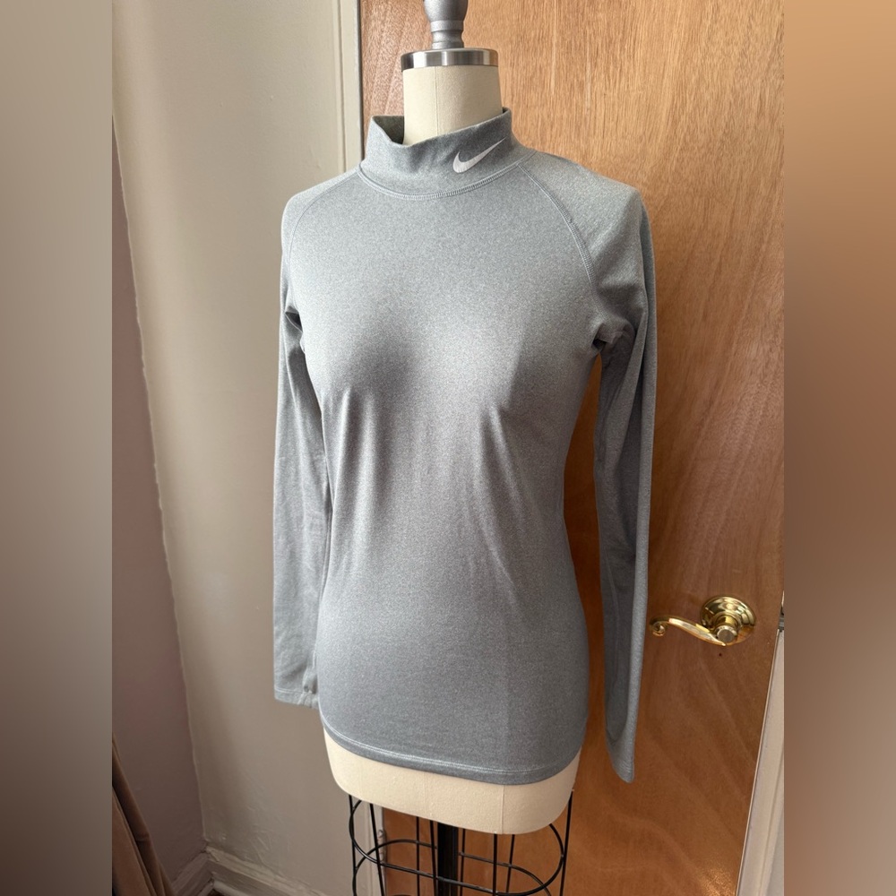 Nike women’s pro combat dri-fit fitted mock neck